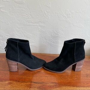 BP Black Suede Ankle Bootie Size: 8‎